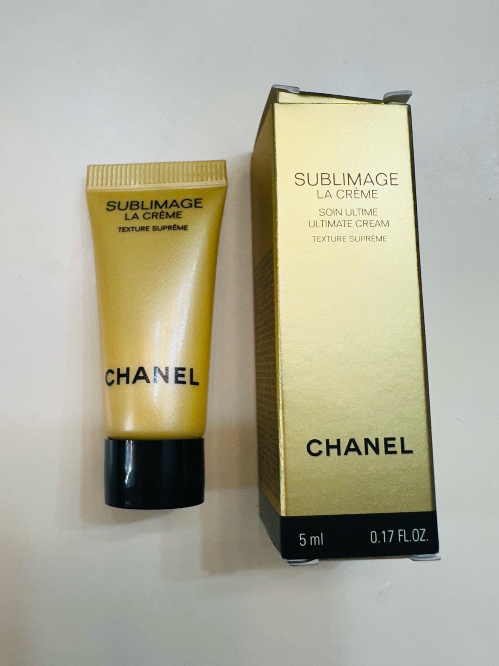 Chanel Sublimage La Crème Ultimate Cream
